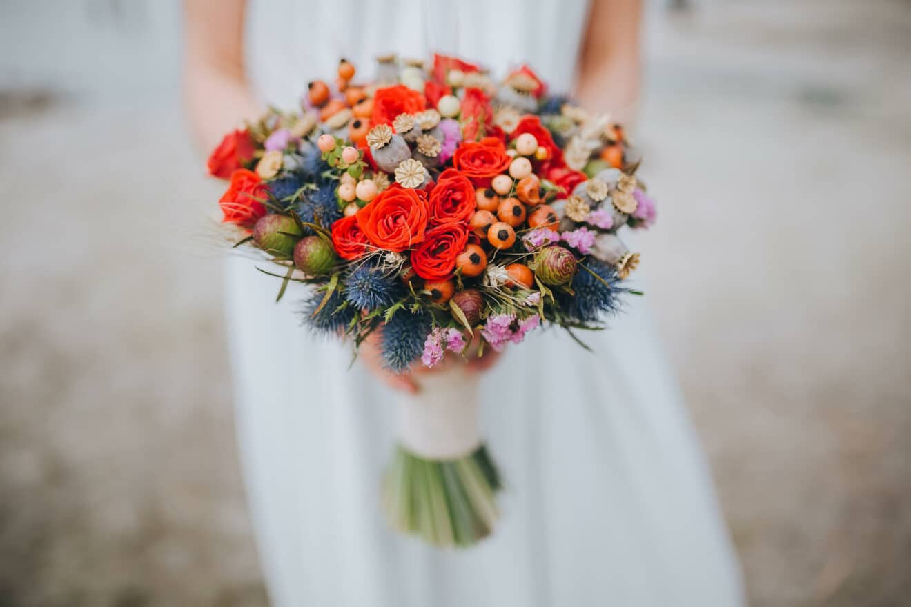 3 Tipps für eine romantische Blumendekoration: So macht ihr eure Hochzeit unvergesslich!