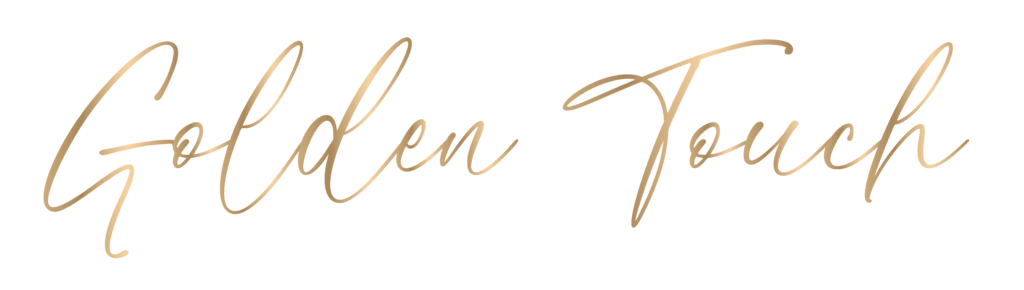 Das Bild zeigt den handgeschriebenen Satz „Golden Touch“ in eleganter, fließender Goldschrift auf transparentem Hintergrund, perfekt, um jedem Hochzeitsplanungsmaterial einen Hauch von Raffinesse und Stil zu verleihen.